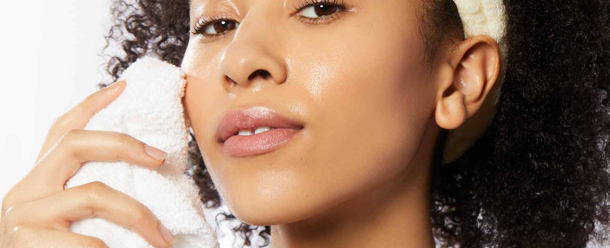 Cold Vs Hot Water For Your Skin Hero Bmag