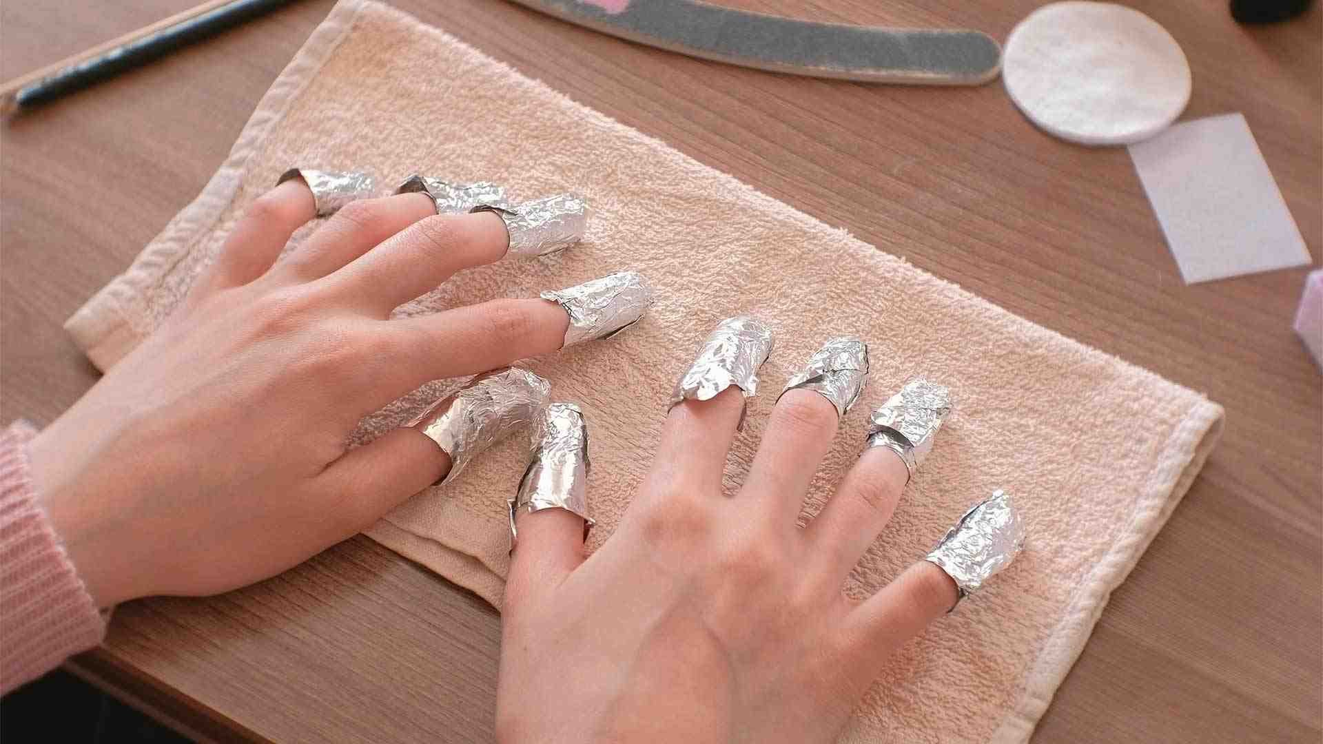 How To Remove Dip Powder Nails At Home L Or al Paris