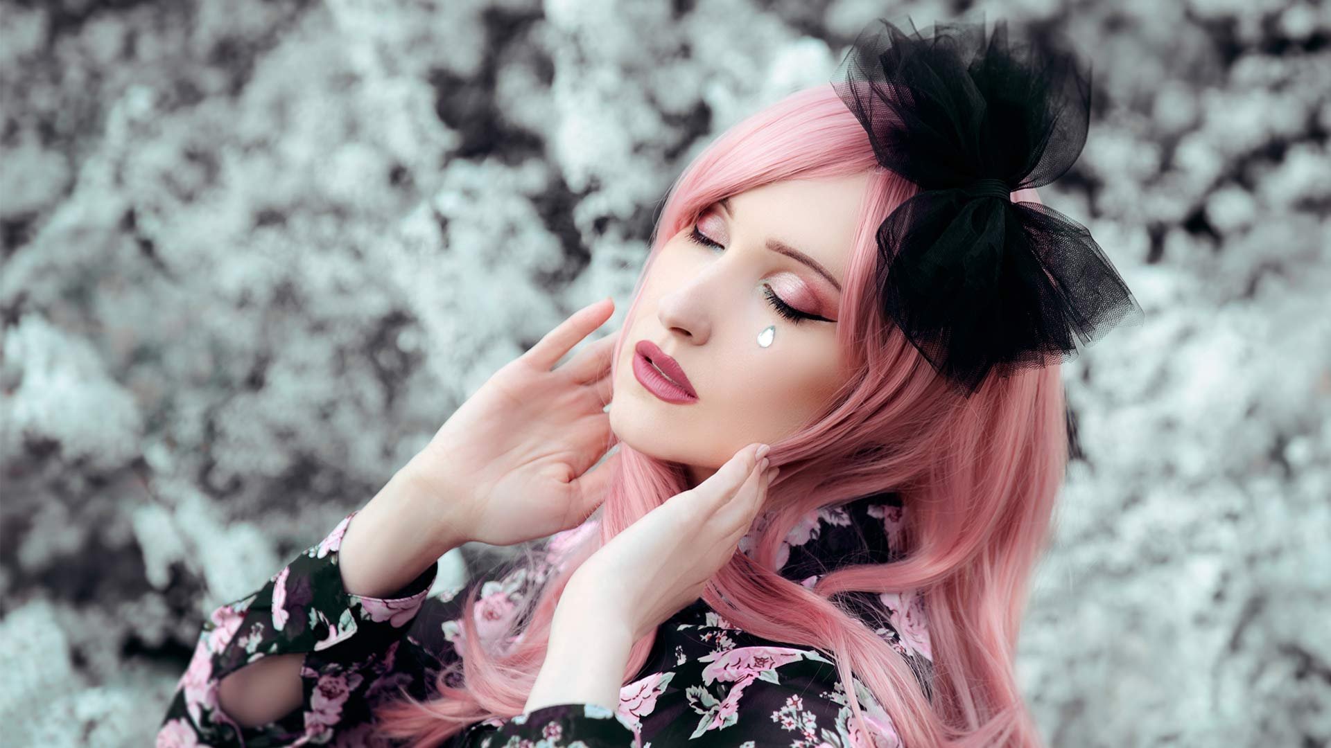 Descubrir 90+ imagen pink pastel goth makeup