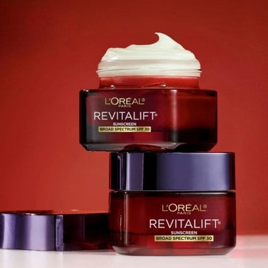 LOP HP Testimonial Revitalift Sunscreen